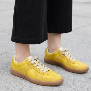 Steve Madden Sneakers Women's 8.5 Yellow Suede Leather Dixon Low Top New $120